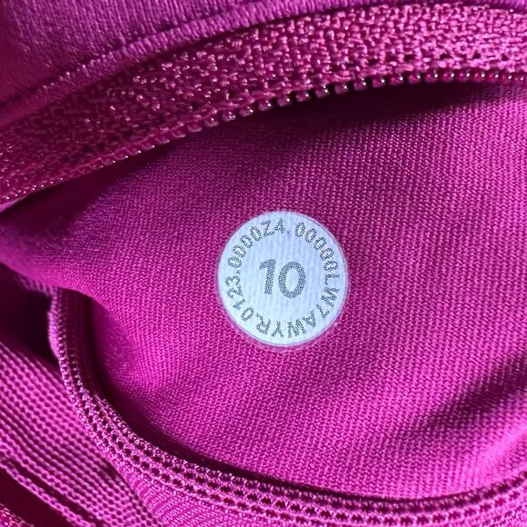 Lululemon Speed Up Low-Rise Lined Short 2.5" Magenta Purple Women's Size 10 NWT - Picture 9 of 12
